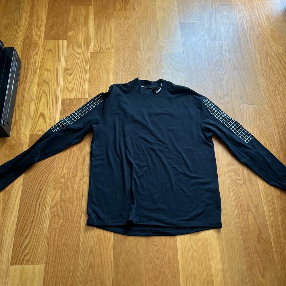 NIKE mock neck RUNNING long sleeve - size medium